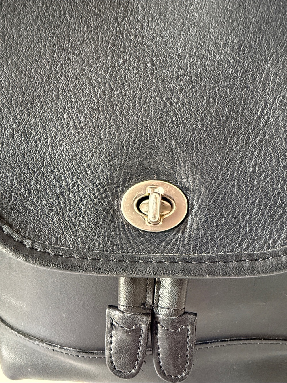 Vintage Coach Daypack Black Backpack - Picture 7 of 11